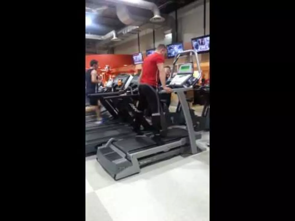 A Guy Dancing on a Treadmill is Inspiration to Get Into The Gym!  [Video]
