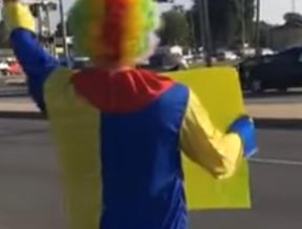 Real Life &#8220;Pennywise&#8221; Clown Spotted? [VIDEO]