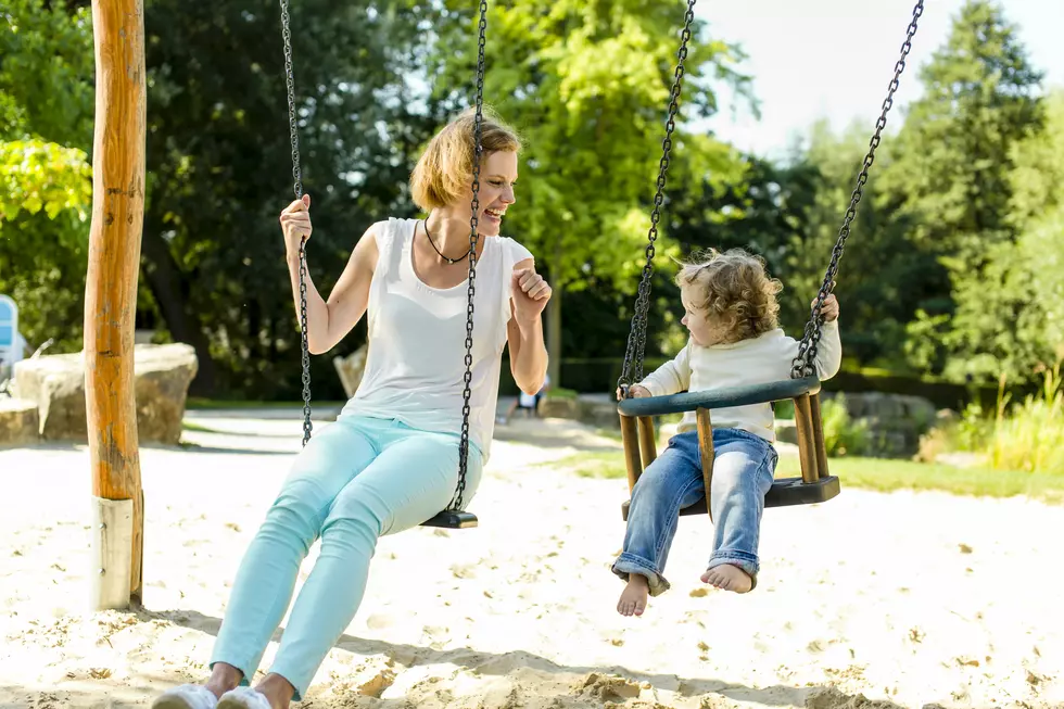 Princeton Parks Install &#8216;Mommy and Me&#8217; Swings