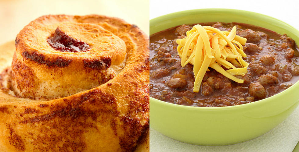 This Weird Chili/Cinnamon Roll Combo is Going Viral