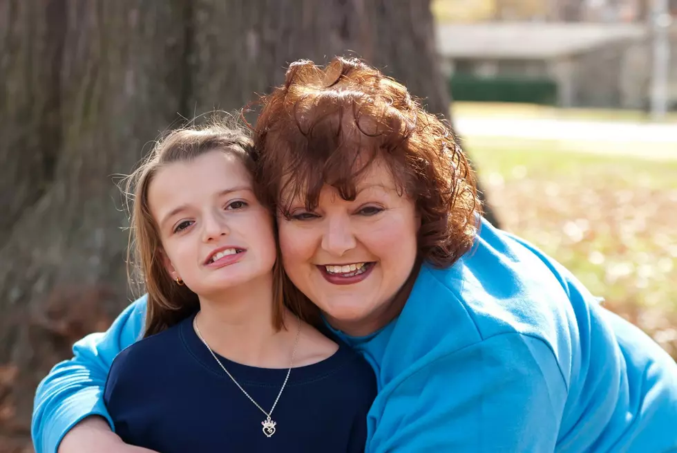 Best Friends Help Newburgh Mom Remember Her Daughter On Prom Day