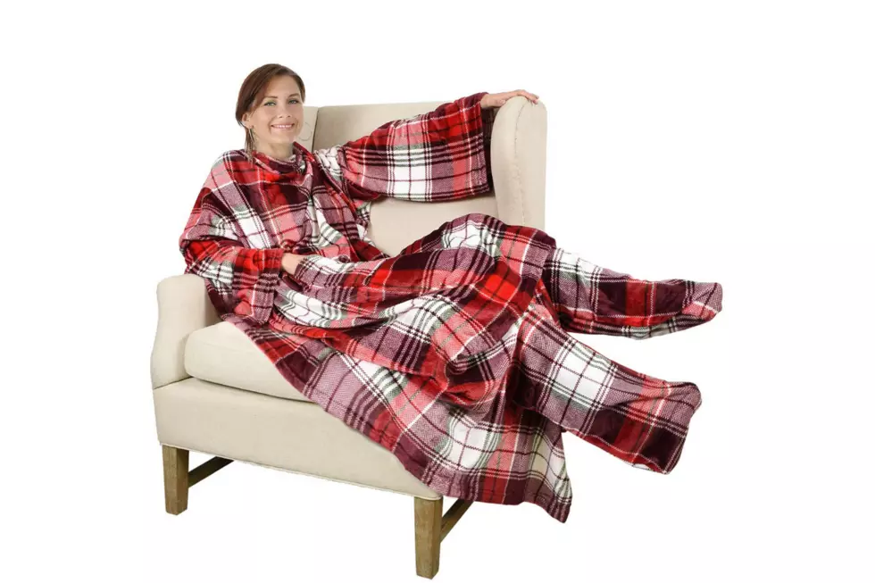 How You Can Stay Warm With This Full Body, Wearable Blanket This Winter