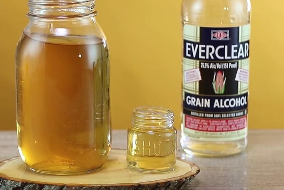 Quarantine With This Simple Apple Pie Moonshine Recipe