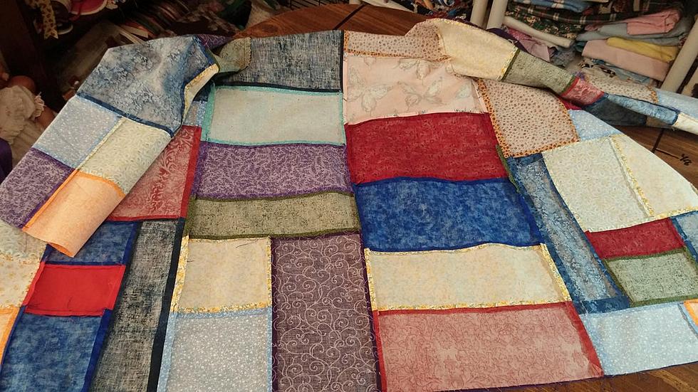 Tennessee Woman Makes Replicas of Dolly’s “Coat of Many Colors” For Your Child