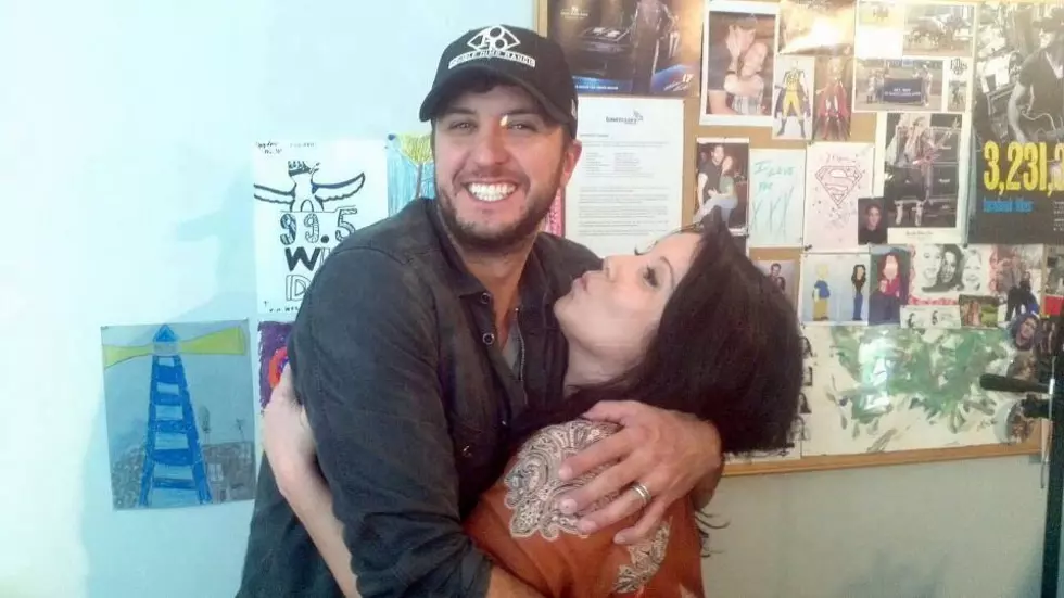 Luke Bryan Finally Learned To Wear Cologne and Leslie Remembers When He Didn’t Have a Clue