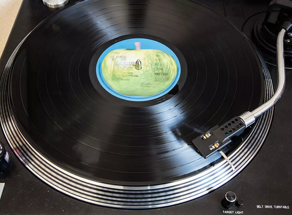 Can You Believe This? Vinyl Records Are Outselling CDs For the First Time Since 1986!