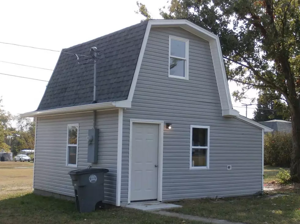 This 476 Square Foot IN House Is Awesome in The Inside [PHOTOS]
