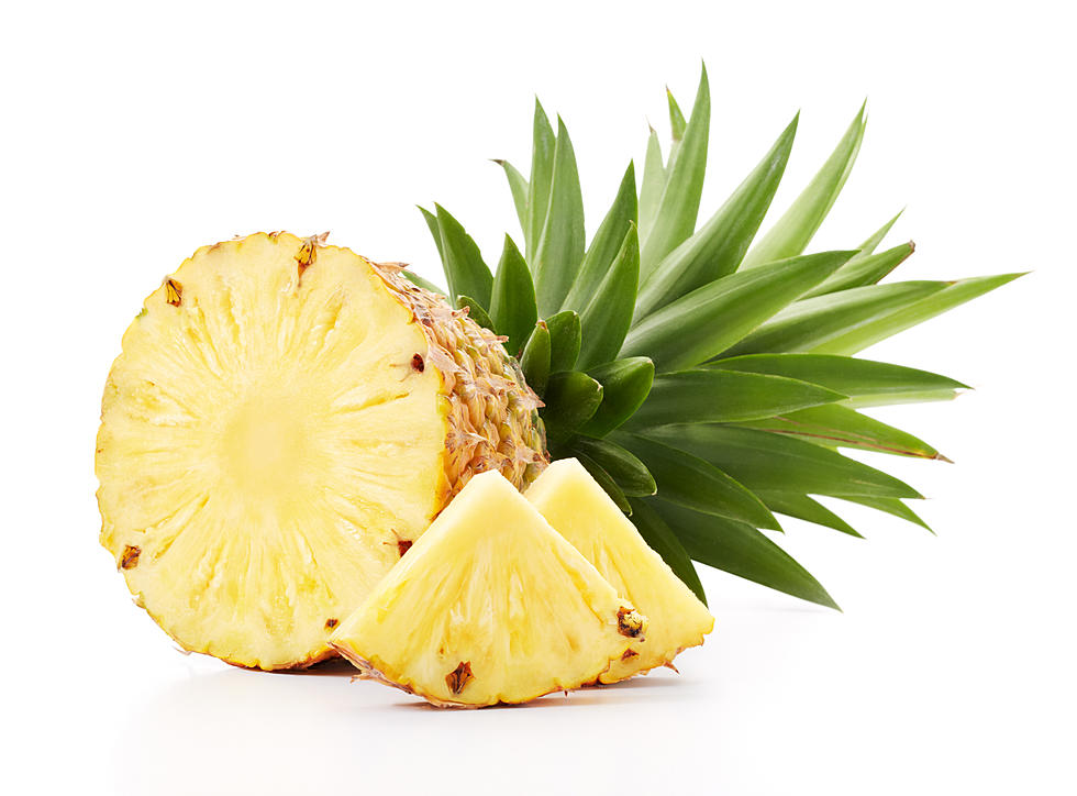 Simple Pineapple Hack Will Make You Want To Go Out And Buy One [VIDEO]