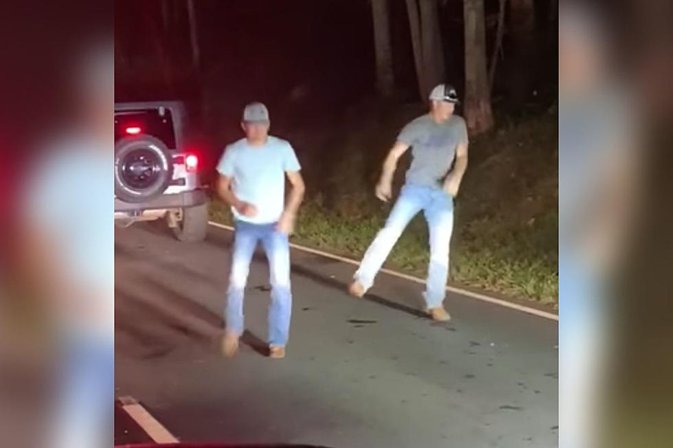 Watch Two Guys Get Down To ‘Git Up&#8217; While Stuck In Traffic Near Gatlinburg, TN