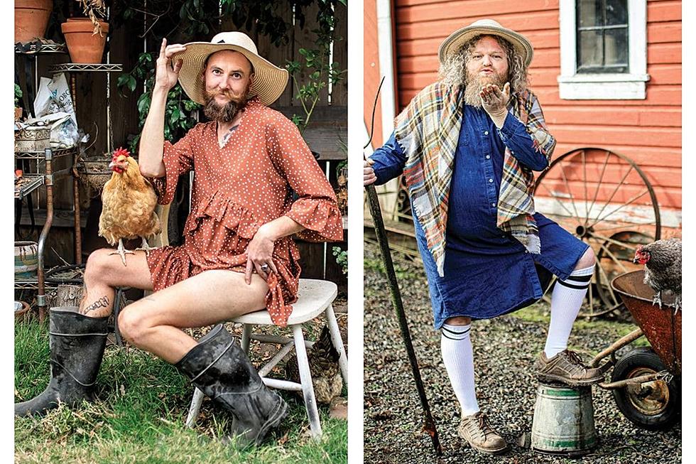 Chicken Daddies Bring A Whole New Meaning To Cock-a-Doodle-Doo &#8211; See The Hilarious Photos