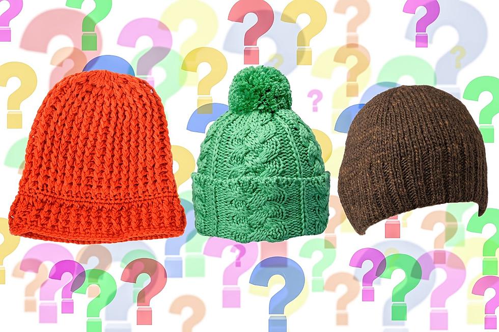 Is This Woman’s New Winter Hat Green, Brown, or Red?
