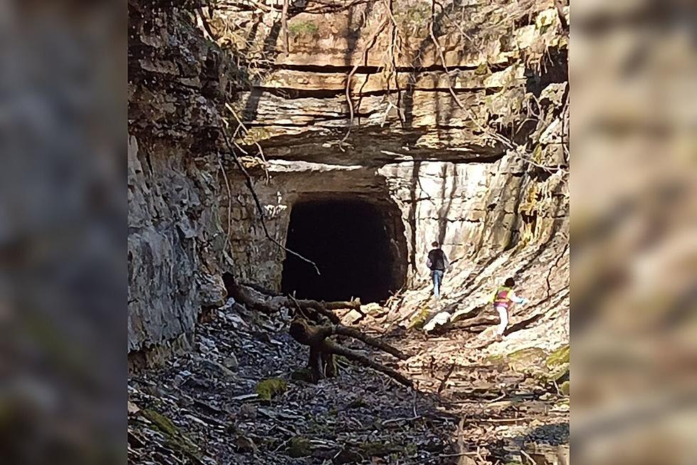 Legend Says This Kentucky Tunnel Is Haunted By A Witch &#8211; See Inside
