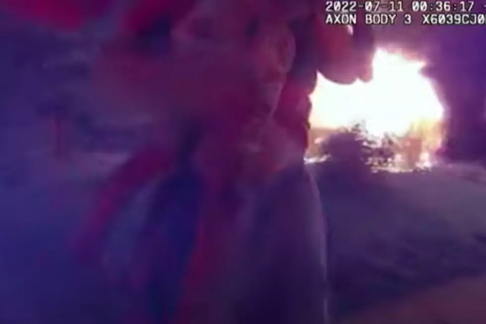 Watch Indiana Pizza Delivery Driver Risk Life to Rescue Five Children From Burning Home