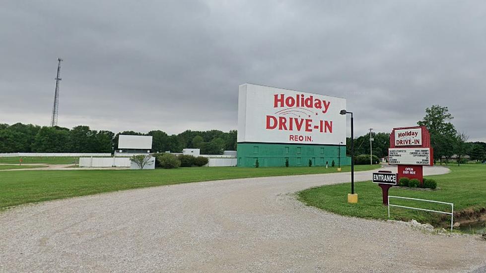 Southern Indiana’s Holiday Drive-In Announces 2023 Opening Weekend