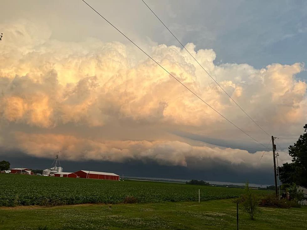 Incredible Photos Capture Wicked Storm Clouds Over the Evansville Area