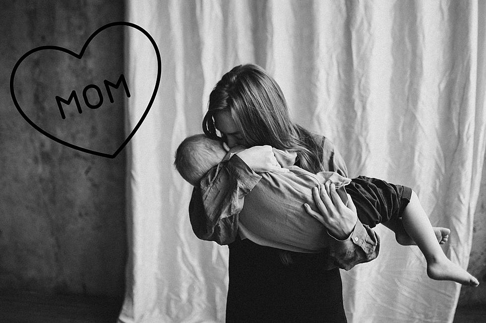 Tennessee Songwriter Perfectly Captures Motherhood in a Song