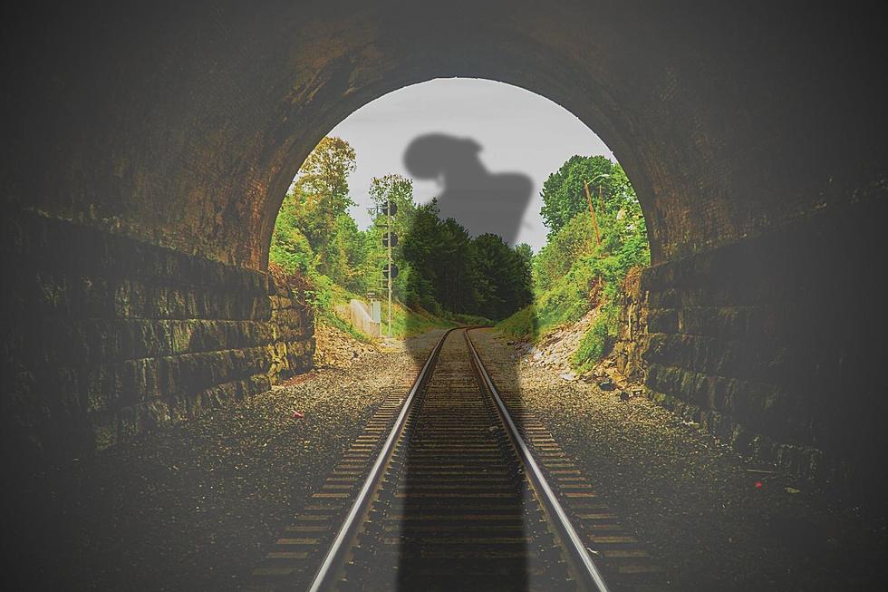  Abandoned Kentucky Railroad Tunnel is Haunted by a Witch's Curse