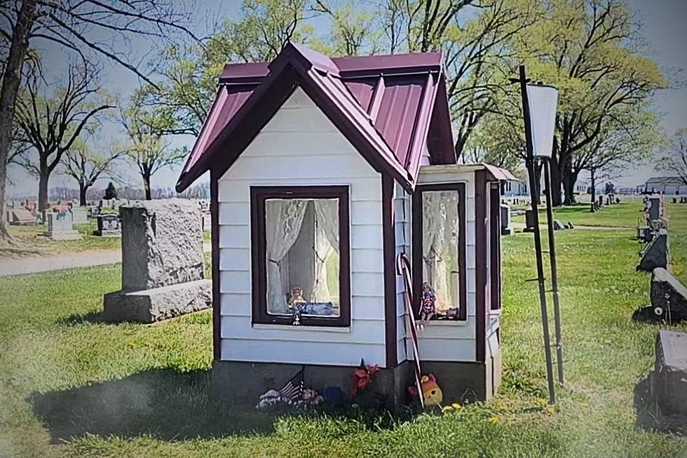 The Heartbreaking Stories Behind the Two Dollhouses That Stand In Indiana Cemeteries