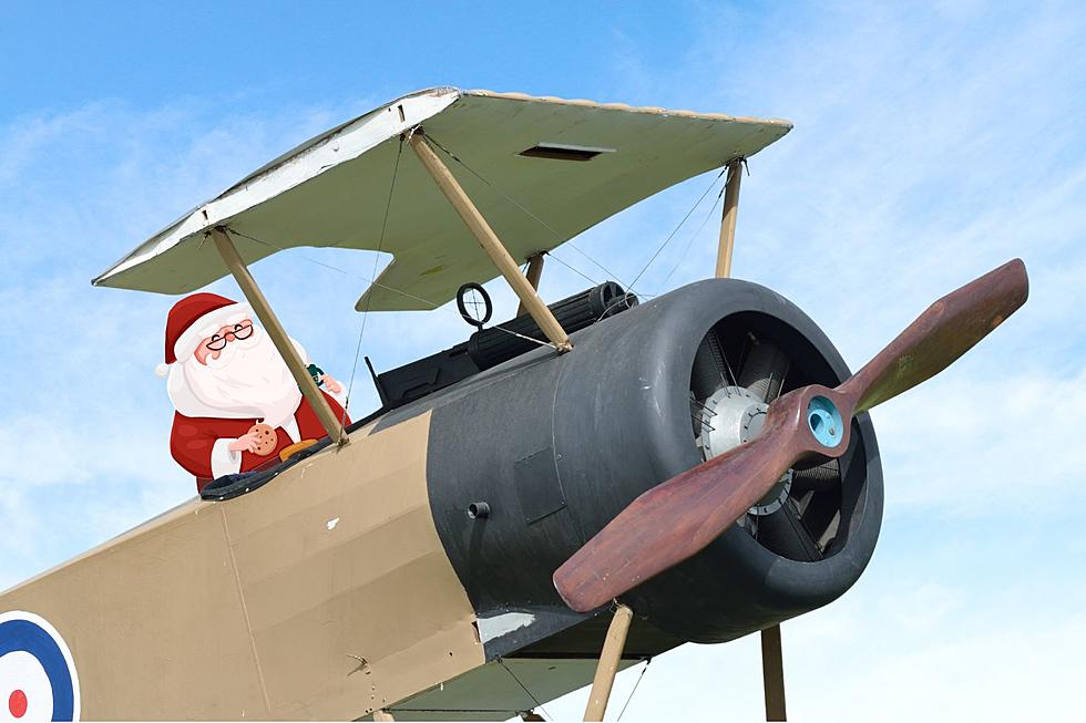 Santa Claus is Coming to the Evansville Wartime Museum