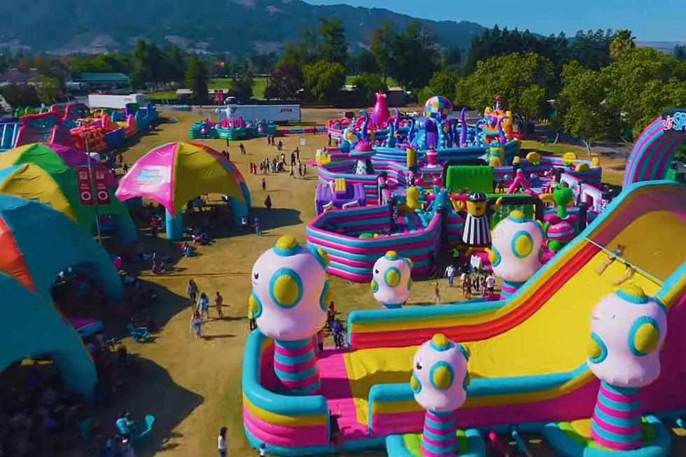 World’s Largest Bounce House Returning to Kentucky