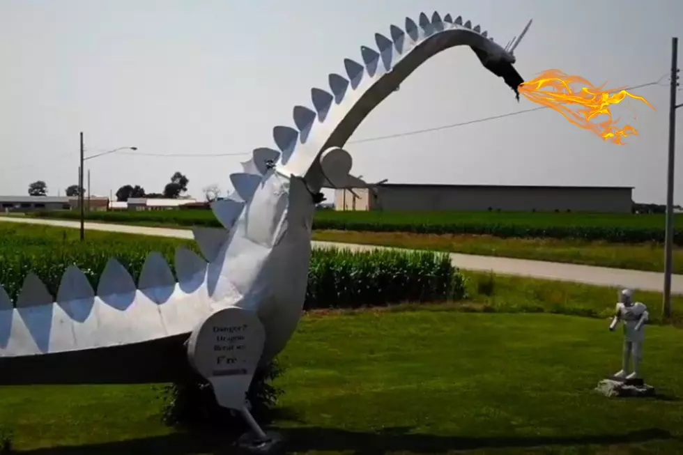 This Fire Breathing Dragon Might Be Illinois’ Weirdest Roadside Attraction