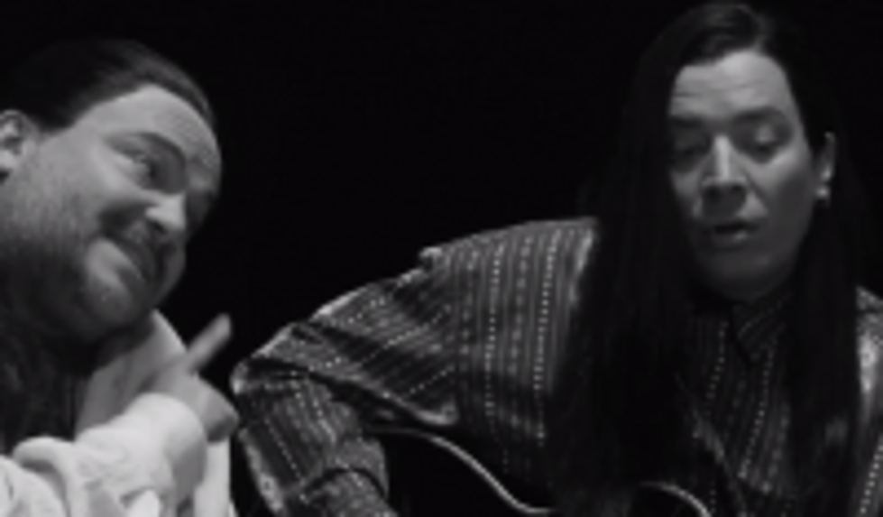 #TRENDING: Jimmy Fallon & Jack Black Recreate “More Than Words” Music Video!