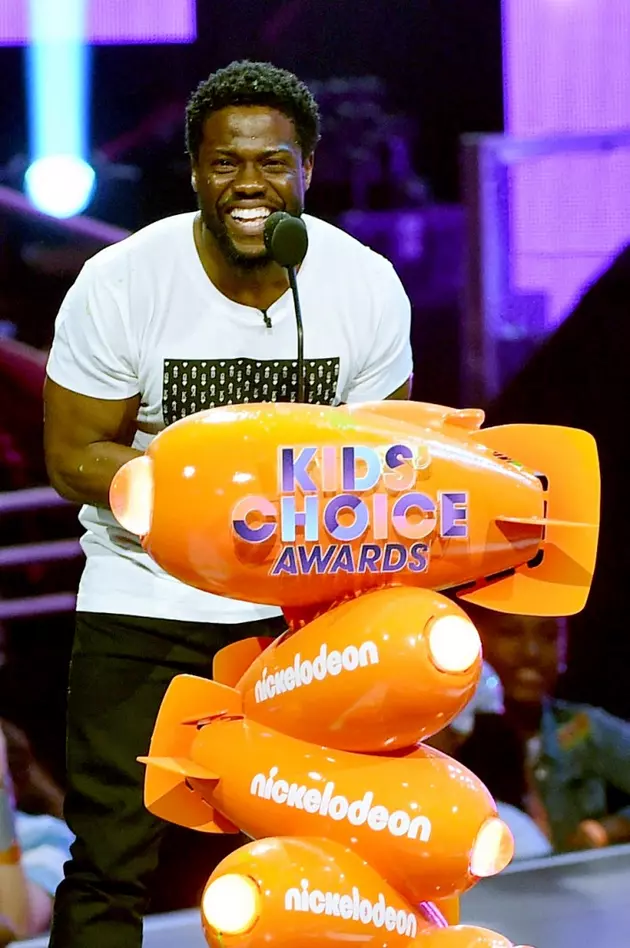 B100 Welcomes Kevin Hart To Cedar Rapids