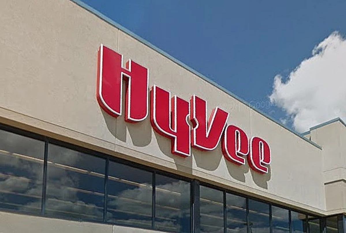 HyVee Reinstates Shopping Hours For High Risk Customers