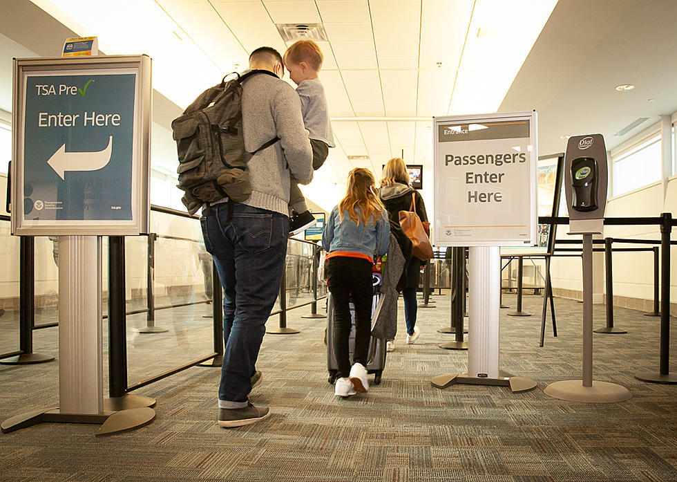 Flying? You Don’t Have to Mask Up at Quad Cities International Airport