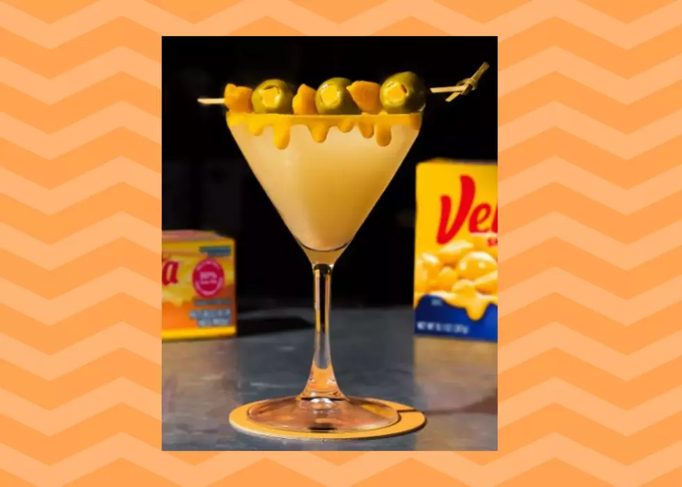 This Illinois Restaurant Has The Infamous Velveeta Martini