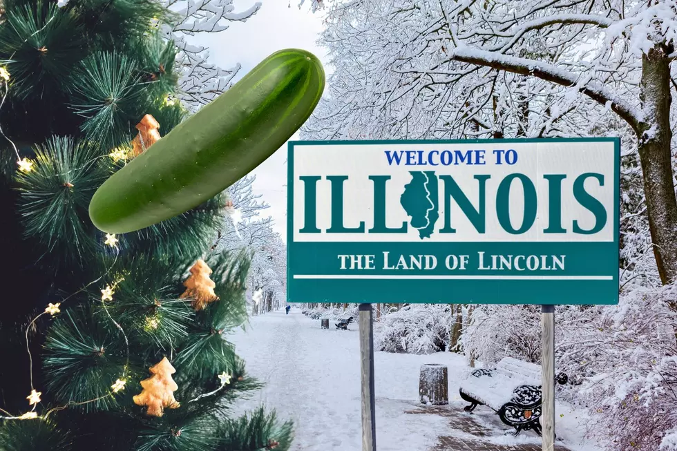 Illinois, If You Smell Cucumbers Near Your Christmas Tree Leave Right Away