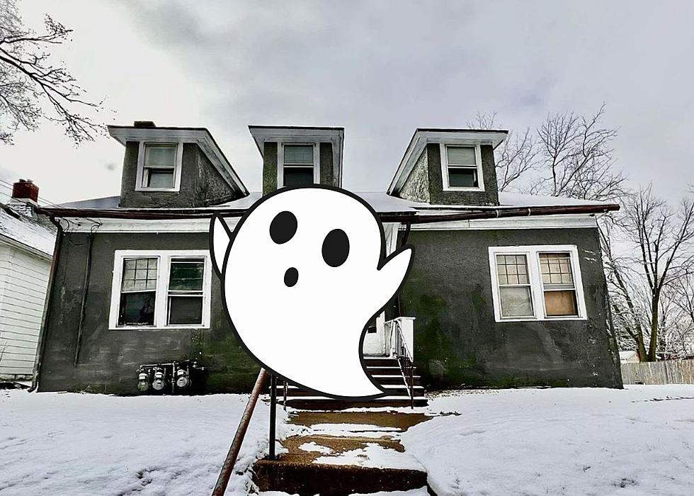 Is This Available Davenport House “Haunted”? Take A Look And Decide
