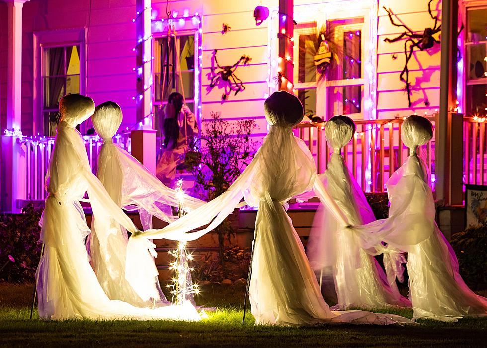 What To Know About Decorating For Halloween In Illinois