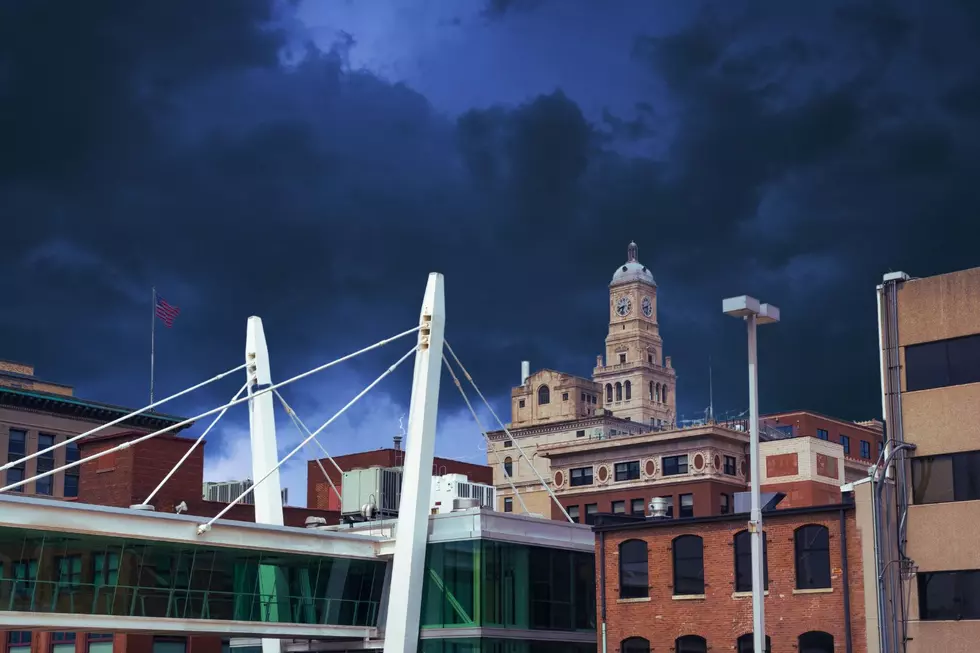 Wet Weekend And Severe Storms In Store For Eastern Iowa