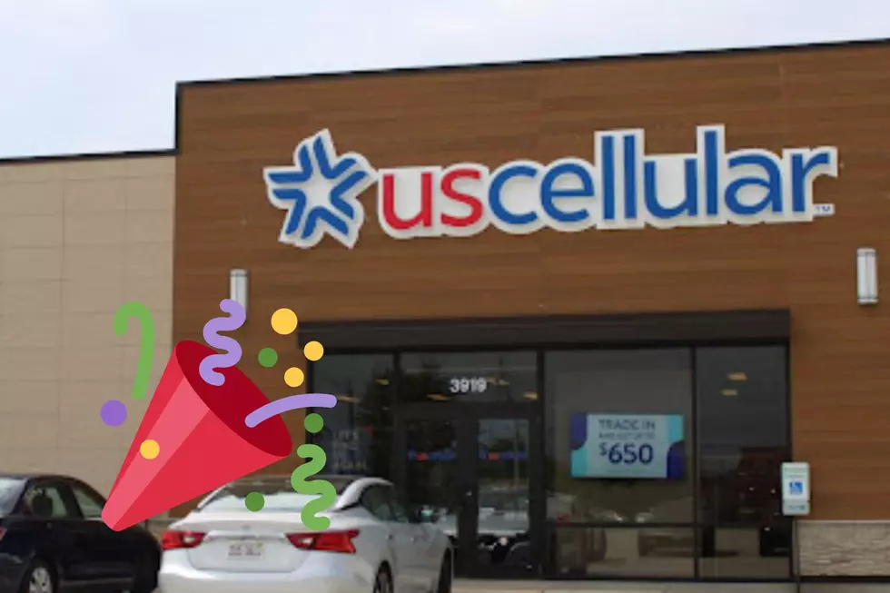 Come Hang With Connor and Sarah at UScellular In Moline