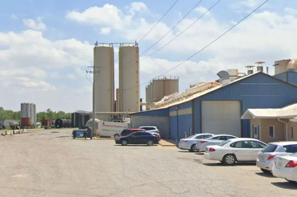 ‘Rotting Fish’ Smell Made Investigators Sick, Canceled Recess Near Chicago Plant: Illinois Lawsuit