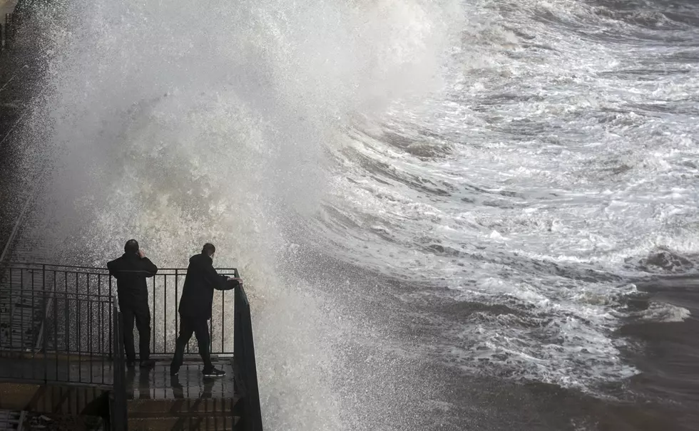 Watch this wave crash into a beachfront restaurant. [VIDEO]