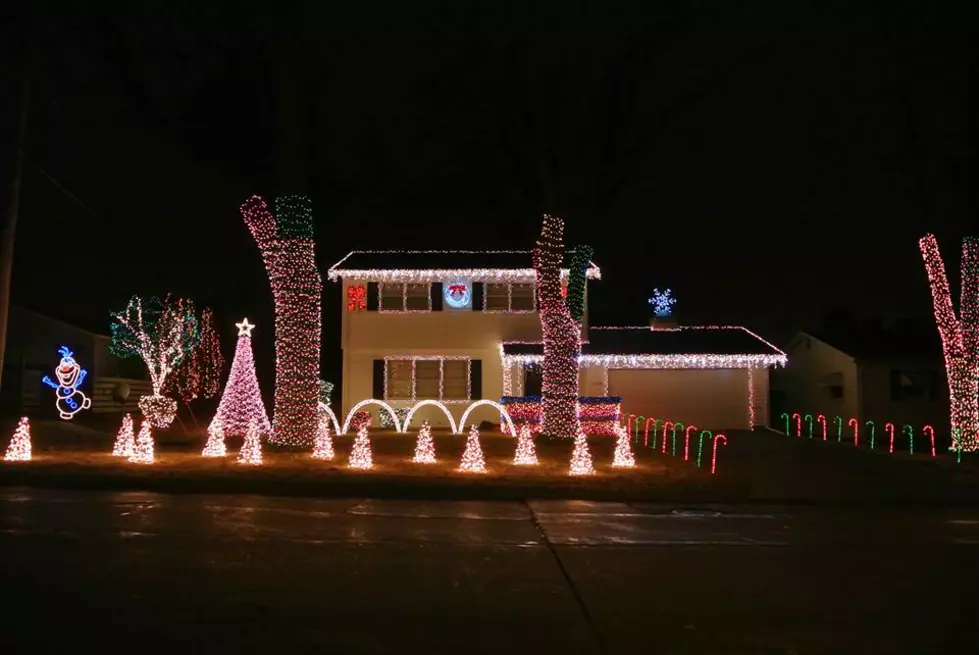 Check Out These Quad City Area Christmas Light Shows