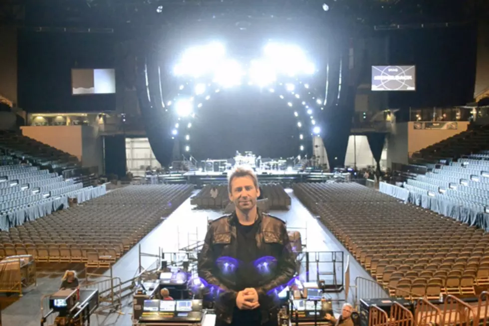 Timelapse Video of Nickelback's No Fixed Address Tour