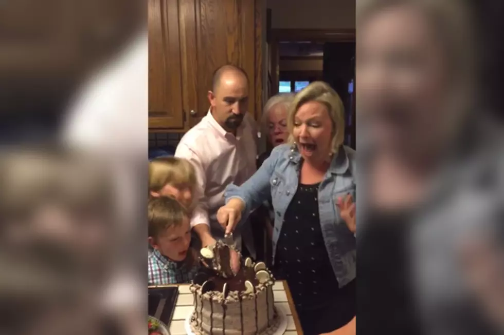 Mother of Six Sons Finds Out She&#8217;s Having a Daughter, Freaks Out