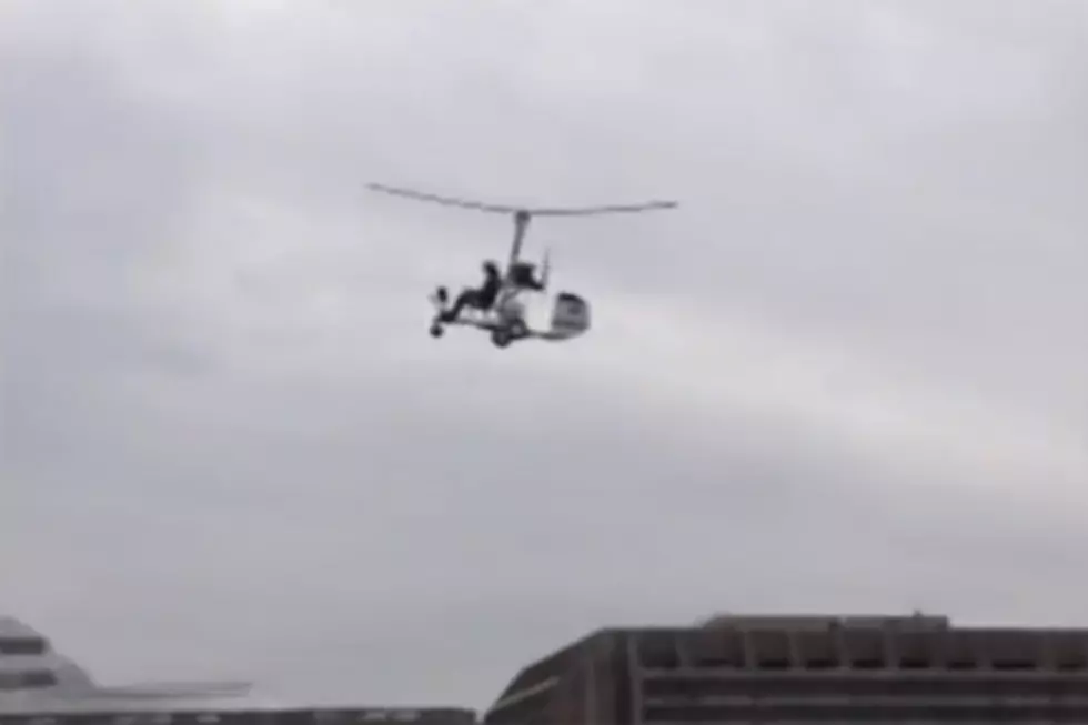A Protester Landed His Helicopter on the Lawn of the U.S. Capitol