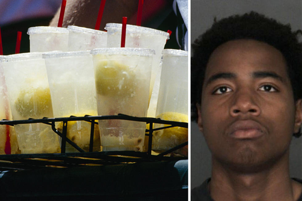 Guy Robbed a Lemonade Stand After the Girls Running it Gave Him a Free Drink