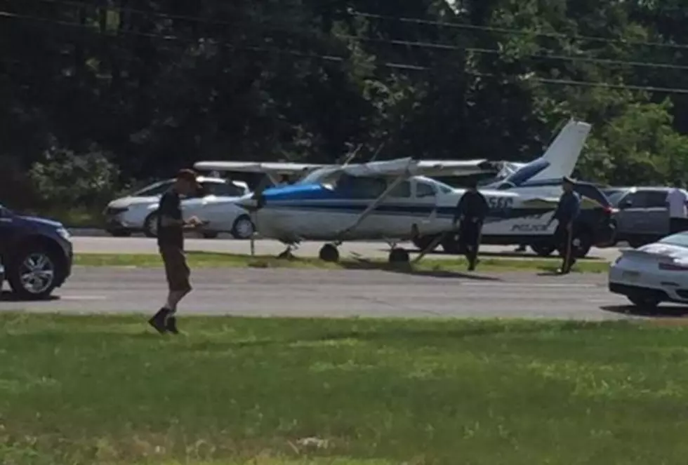 A Skydiving Plane Had to Land on a Busy Highway in New Jersey