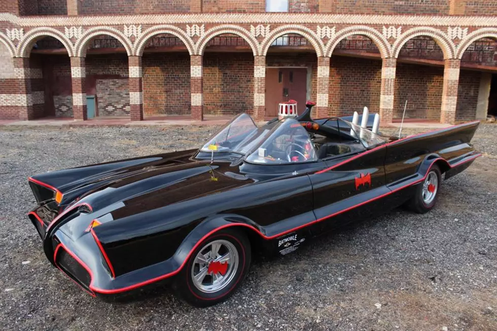 Fiberglass Freaks Batmobile Garage In Indiana Raided By California Sheriff