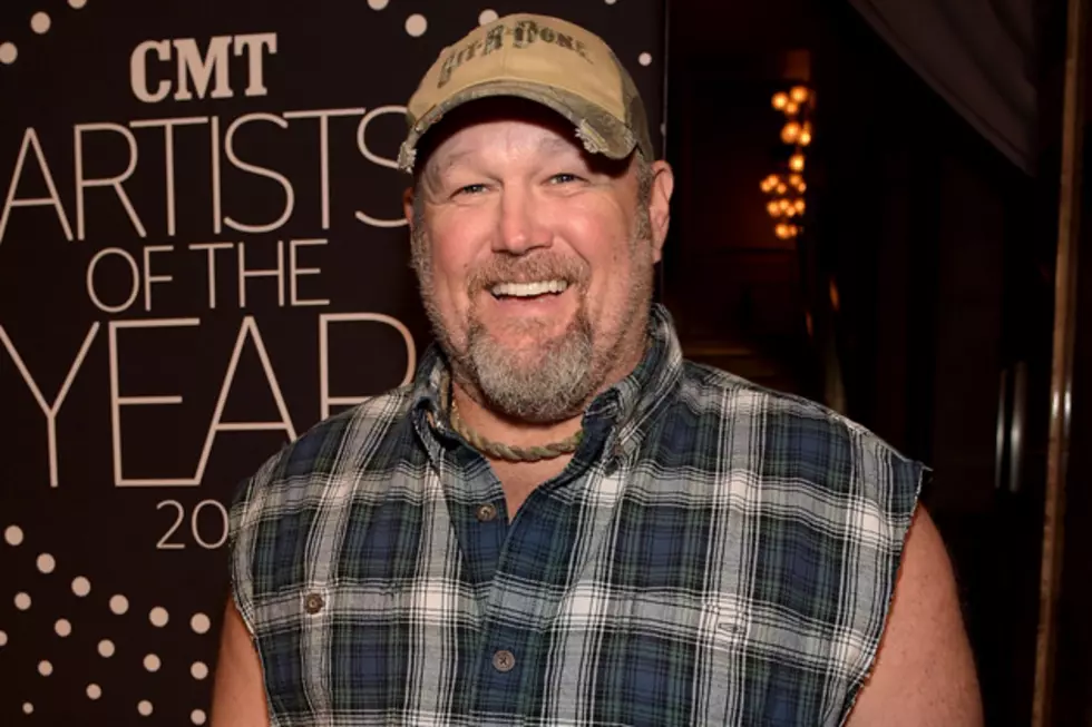 Watch Larry the Cable Guy Break a Man&#8217;s Arm While Arm Wrestling