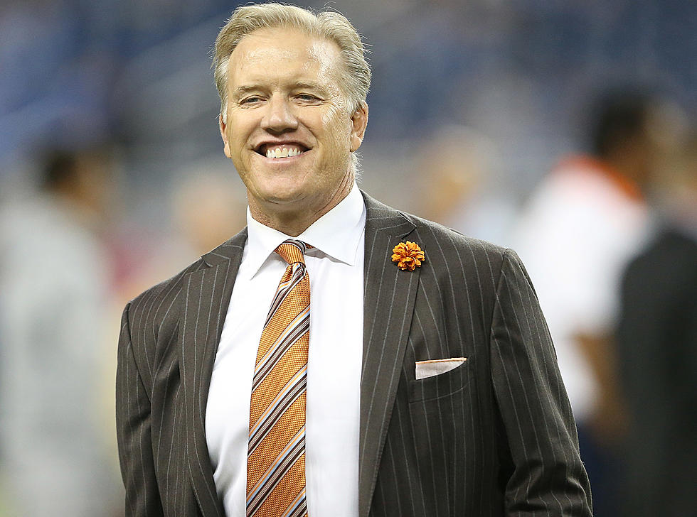 Cab Driver Claims John Elway is the Best QB, Doesn&#8217;t Recognize Him