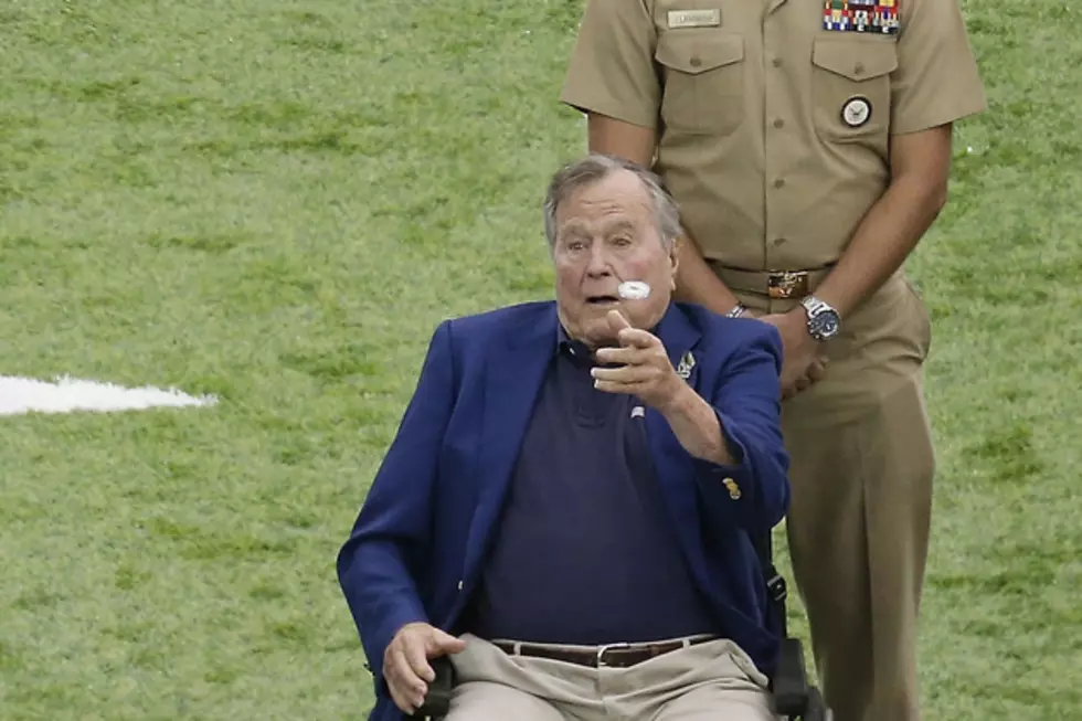 Former President Bush Senior to Toss Coin at Super Bowl 51