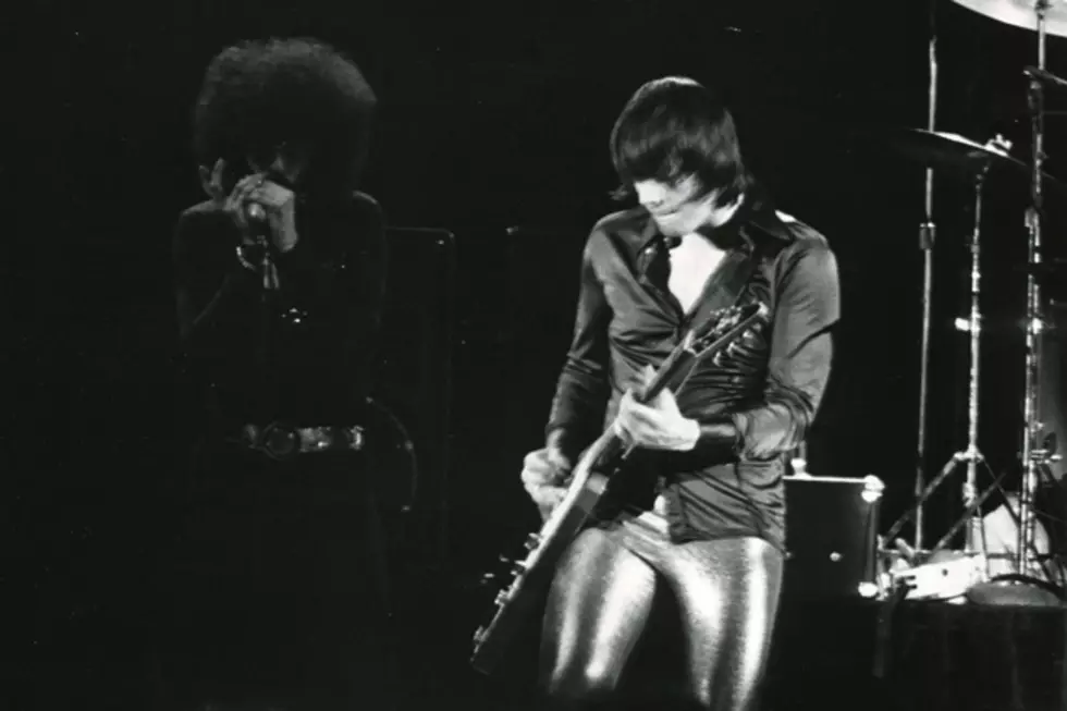 Rare Photos From 1973 of J. Geils Band Performing in Southern Illinois