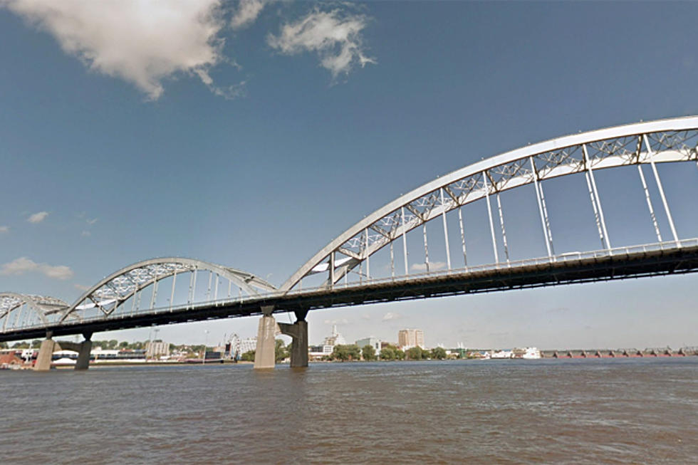 Quad Cities Centennial Bridge Named As Iowa&#8217;s Most Dangerous