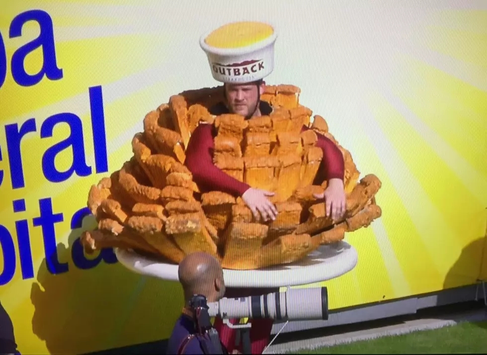 This Guy REALLY Wants To Be The Onion Mascot For The Outback Bowl